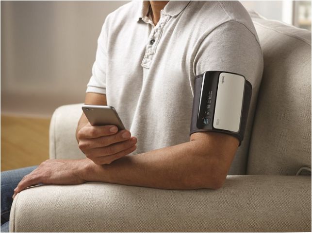 Tonométer bluetooth-szal