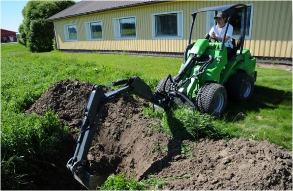 Sokoldalú mini traktor