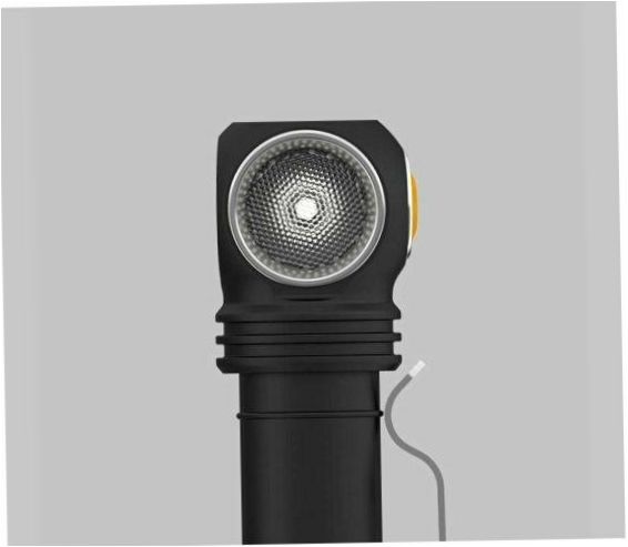 ArmyTek Wizard C2 Pro Magnet USB XHP50.2 (Cold Light) fekete
