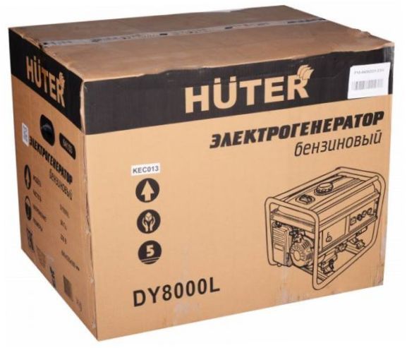 Huter DY8000L, (7000W) - funkciók: túlterhelés elleni védelem, feszültségmérő