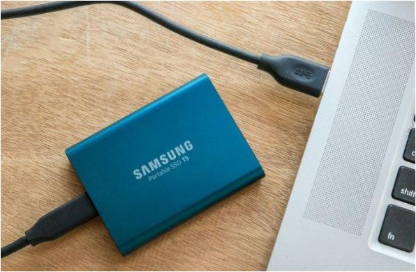 Samsung hordozható SSD T5
