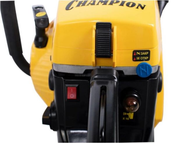 CHAMPION 251-18 2300 Watt/3,13 LE sárga/fekete színben