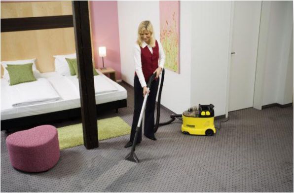 Karcher Puzzi 8/1 porszívó