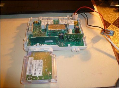 A mosógép elektronikus moduljának firmware frissítése