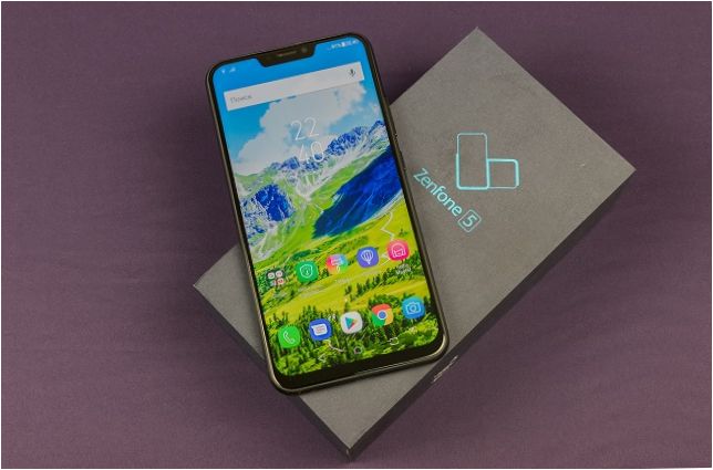 Zenfone 5 csomagolással