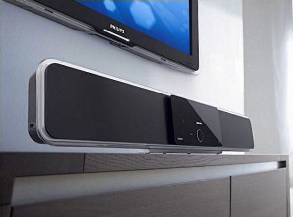 Soundbar a TV alatt